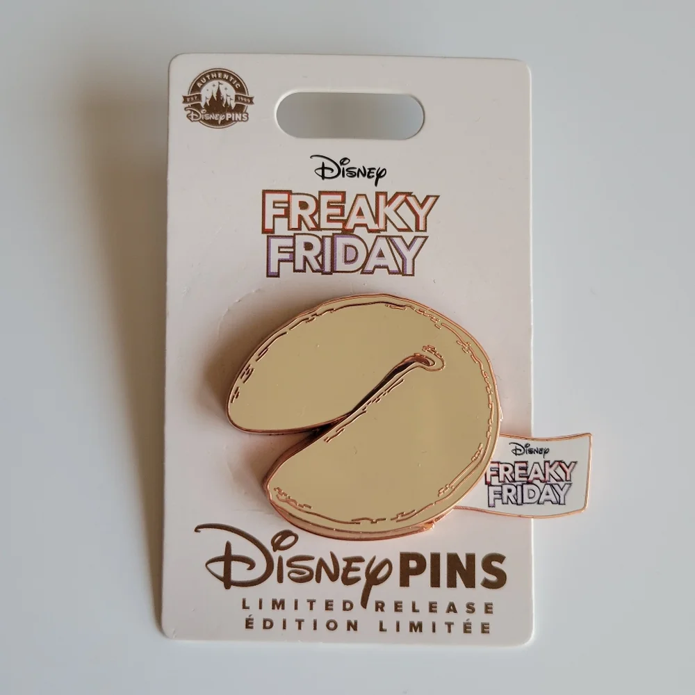 Freaky Friday Disney Pin! - Picture 1 of 2